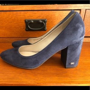 Cole Haan Navy Suede Pumps Sz 7 New!
